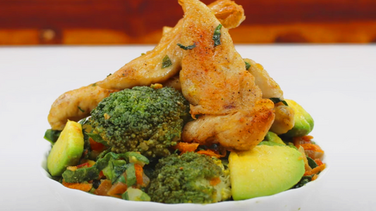 Ensalada de brócoli con pollo
